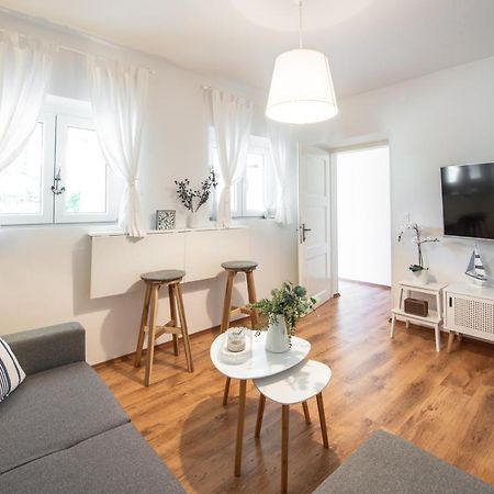 Apartment Near Old Town, Free Parking & Huge Garden Dubrovnik Exterior foto