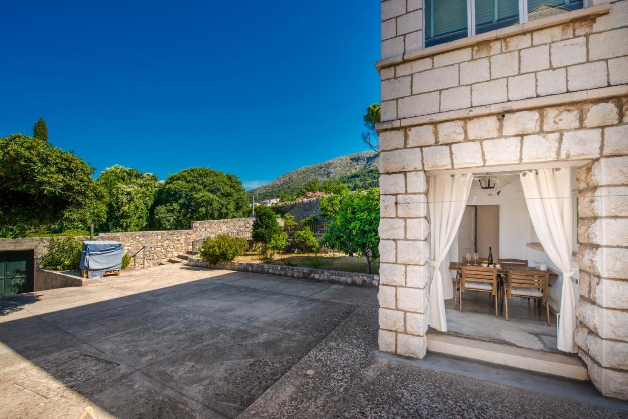 Apartment Near Old Town, Free Parking & Huge Garden Dubrovnik Exterior foto
