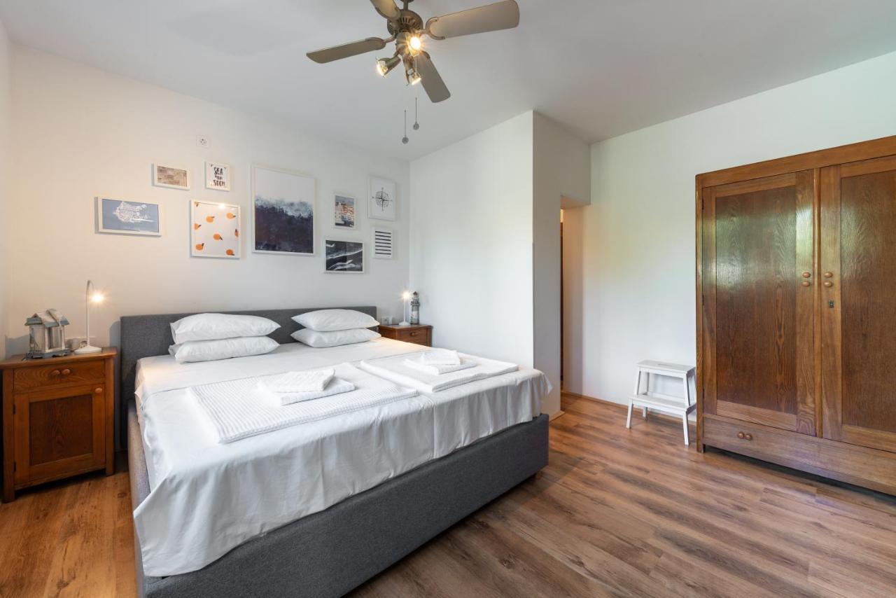 Apartment Near Old Town, Free Parking & Huge Garden Dubrovnik Exterior foto